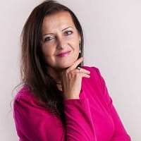 BARBARA SMRČEK